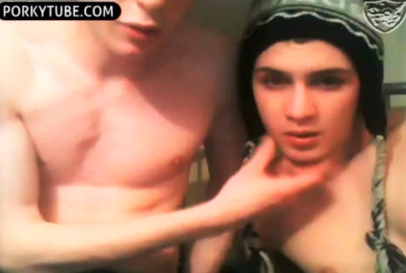 Exclusive video twinks